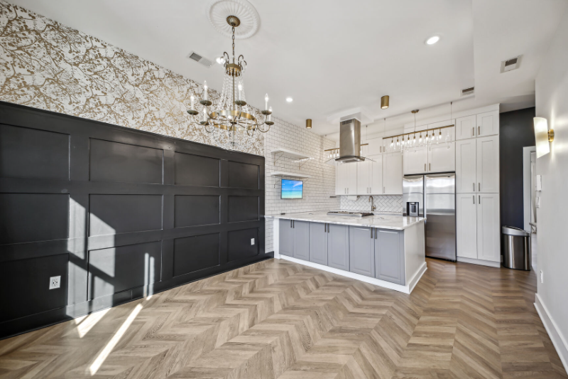 Washington Condo: 2012 D St NE