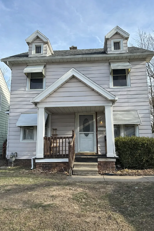 Toledo House: 4106 Packard Rd