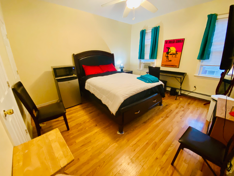 Yonkers Single Room: 20 Vineyard Ave