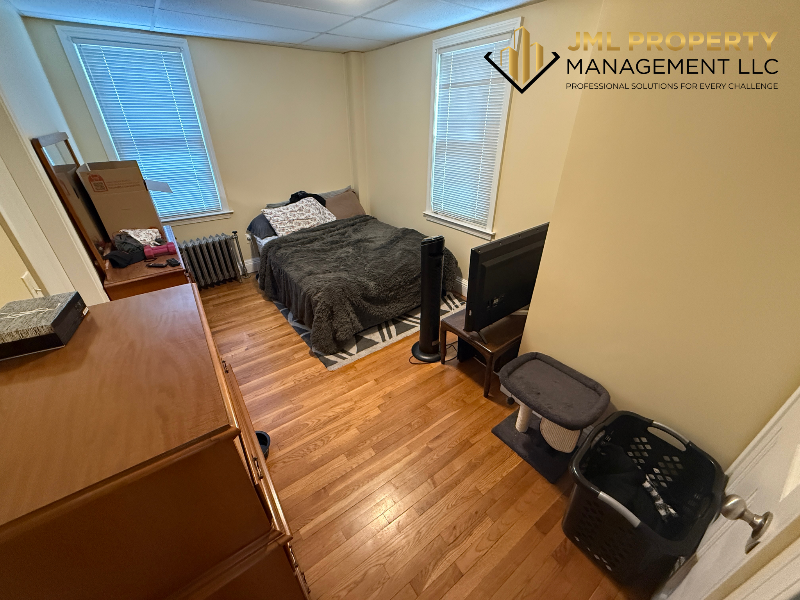 Fall River Apartment: 500 Cherry St