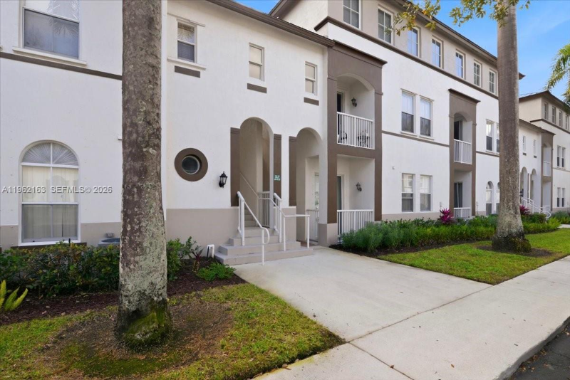 Miramar Condo: 4435 SW 160th