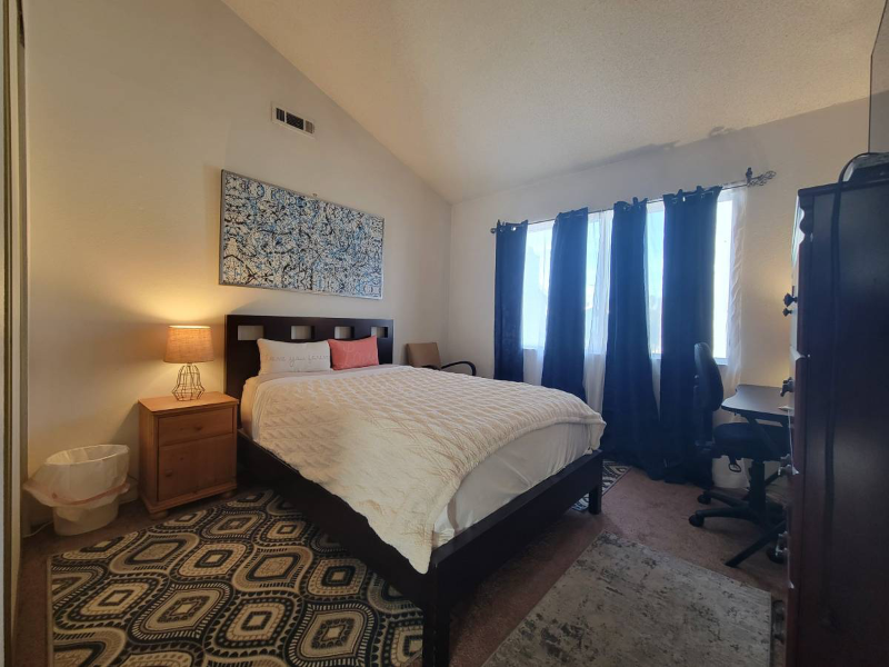 Redondo Beach Townhome: 2121 Dufour Ave