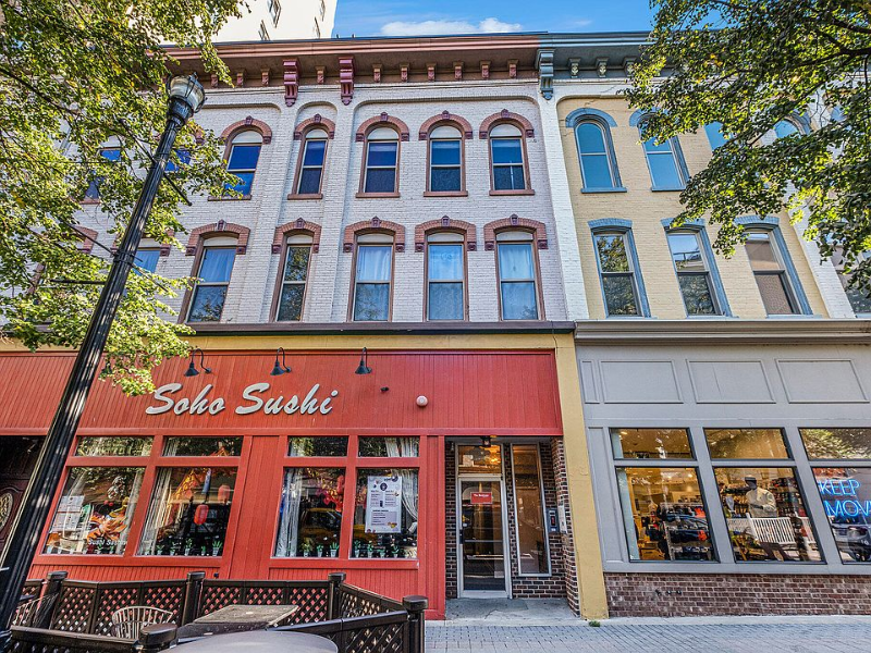 grand rapids Apartment: 56 Monroe Center St
