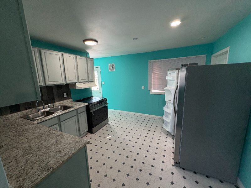 Cahokia House: 102 Melvin Dr