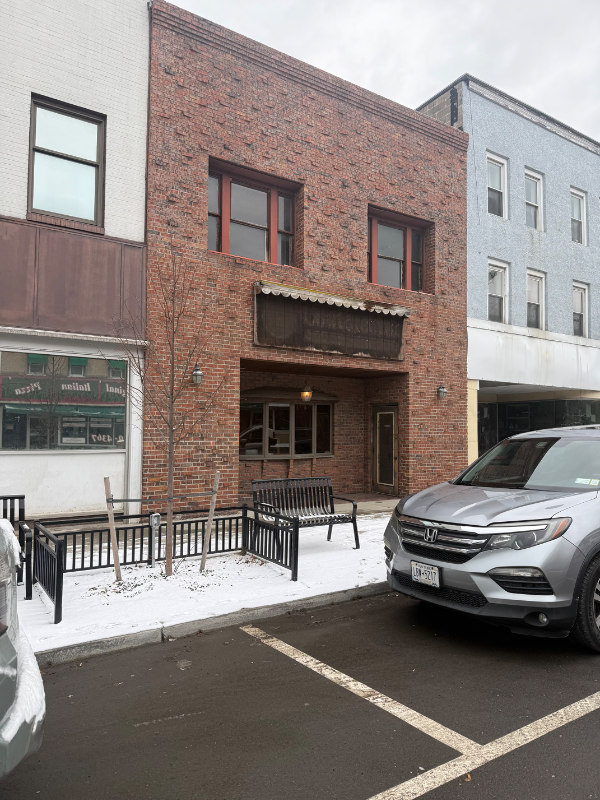 Endicott Other: 24 Washington Ave