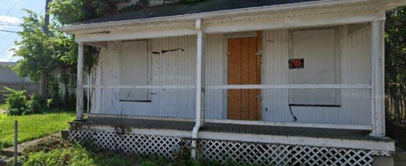 Indianapolis House: 1045 Orange St