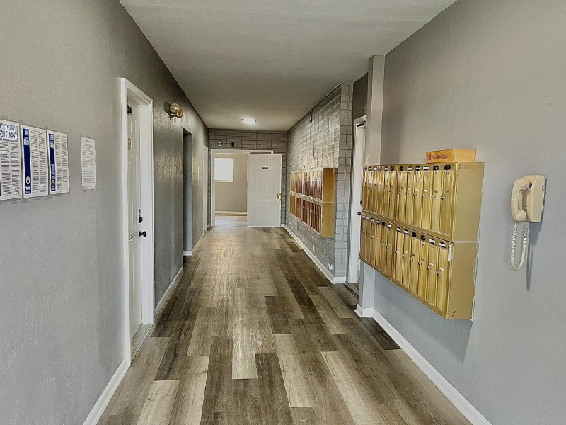 Toledo Apartment: 111 South Summit Street