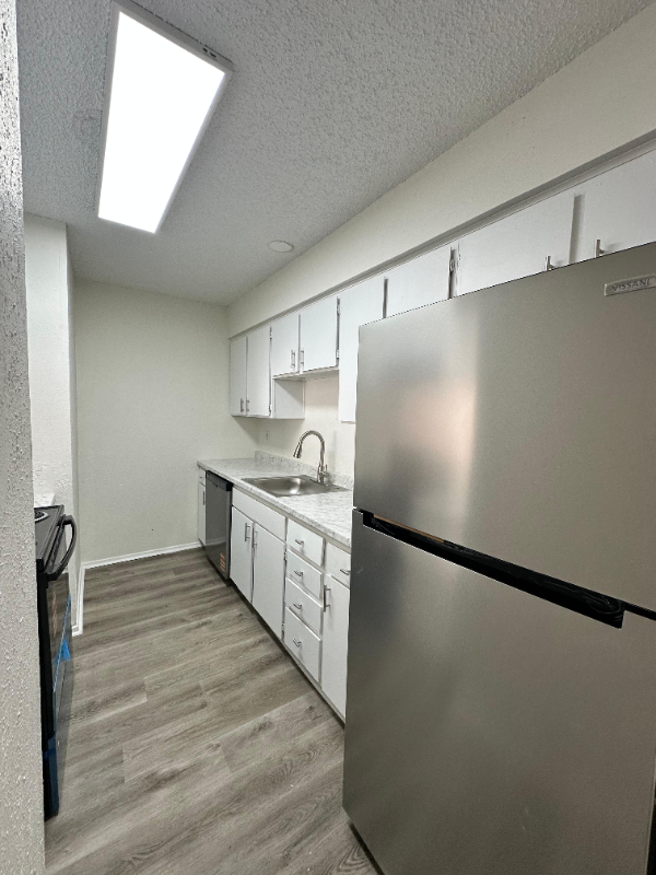 Hot Springs Apartment: 948 Whittington Ave