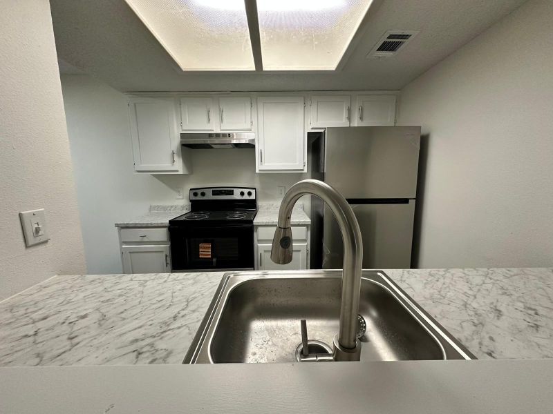 Hot Springs Apartment: 410 Oakwood Ave