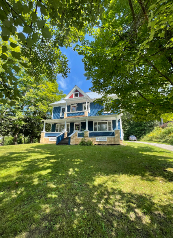 Barton Multiplex: 81 Glover Rd