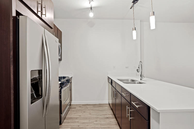 Chicago Condo: 3803 N Halsted St