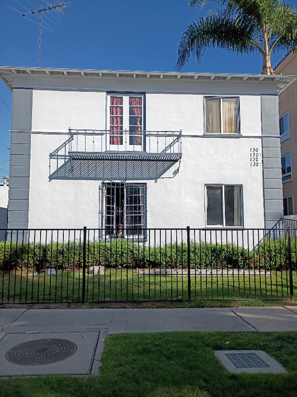 Los Angeles Multiplex: 130 1/2 N. Orlando Ave.