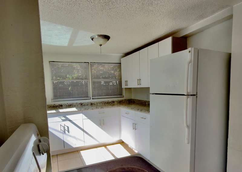 Pompano Beach House: 1832 NE 49th Street