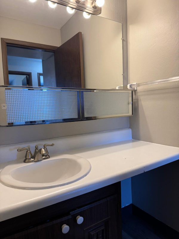 Verona Condo: 5501 Verona Rd