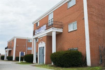 East Cleveland Apartment: 14815 Euclid Ave