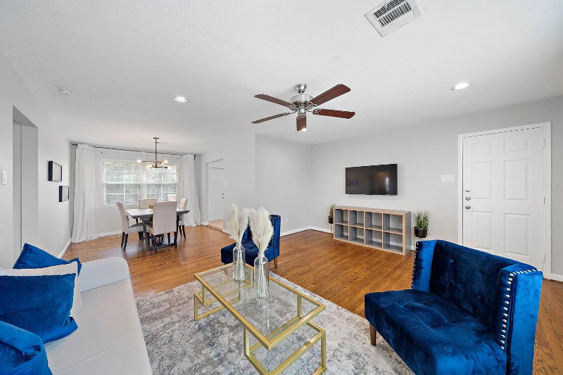 Houston Apartment: 3237 Rosedale St