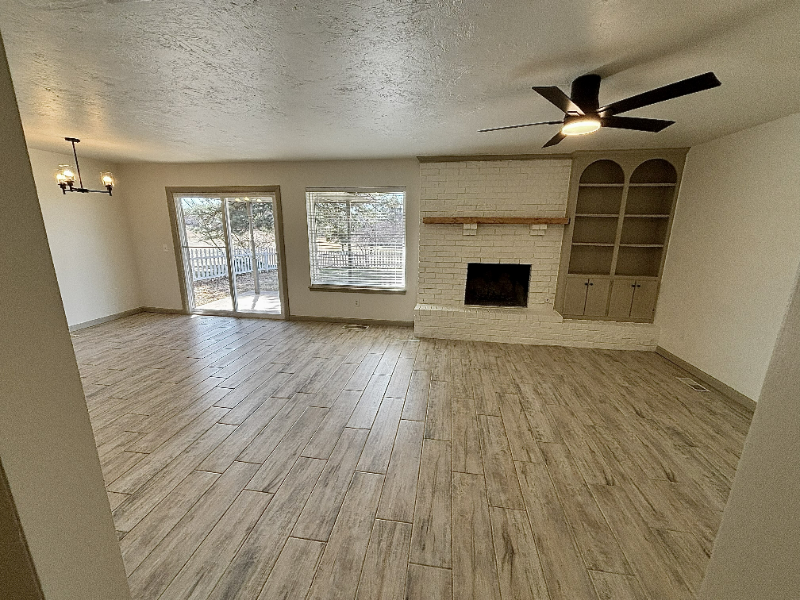 Yukon Multiplex: 12025 Ashford Dr