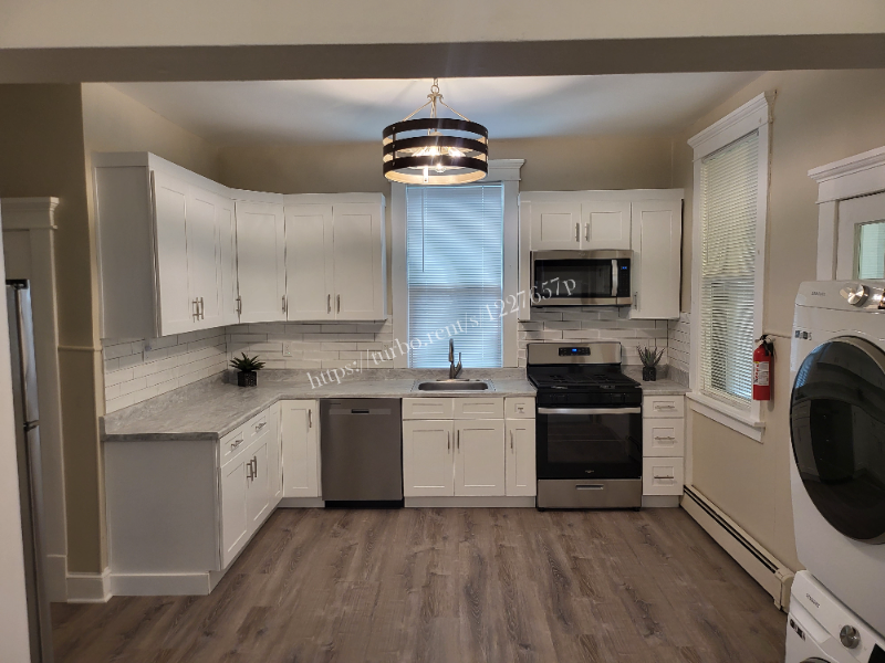 Woodbridge Multiplex: 254 Woodbridge Ave