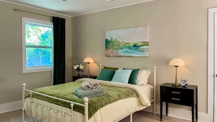Atlanta Single Room: 906 Metropolitan Parkway SW