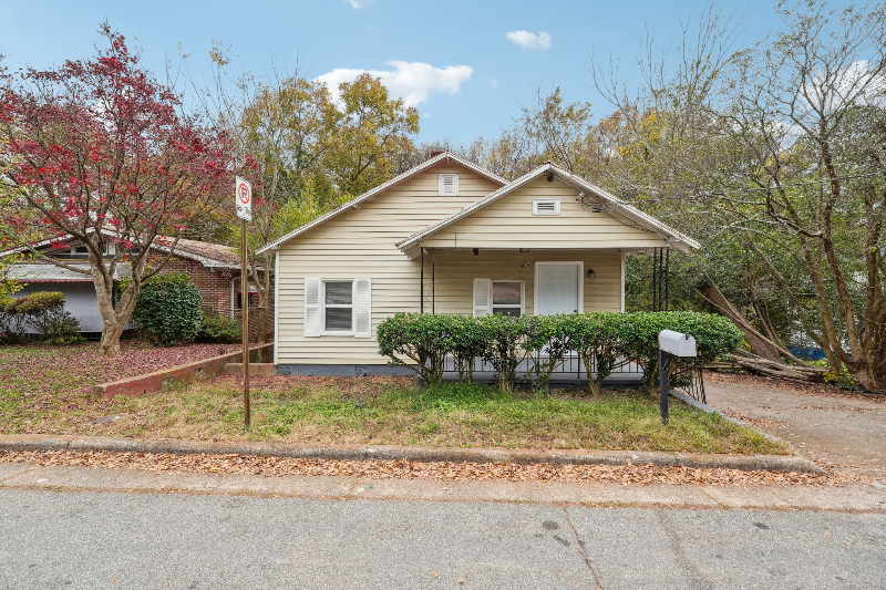 Atlanta House: 562 grant sw