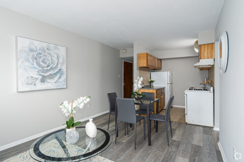 Philadelphia Apartment: 630 W Fisher Ave, Philadelphia, PA 19120