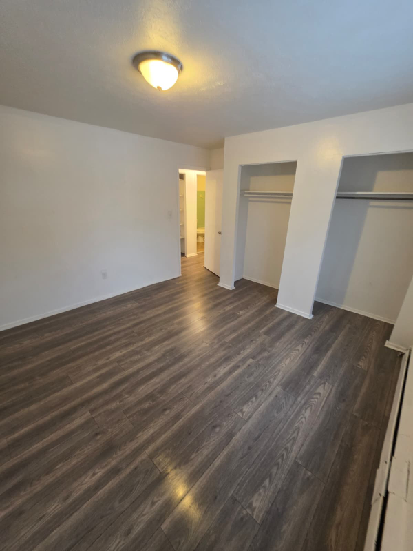 Cleveland Apartment: 3265 East 143rd Street