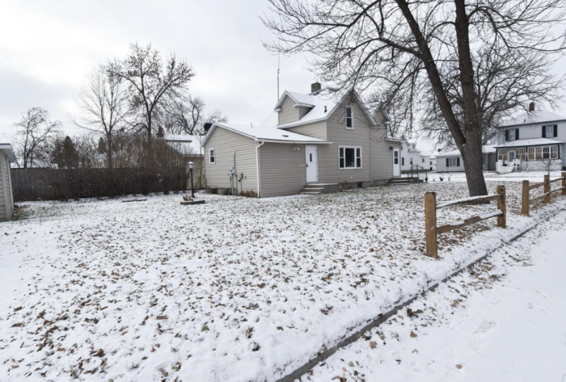 THIEF RIVER FALL House: 204 Conley Ave S