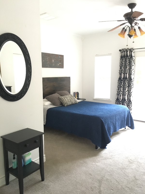 Austin House: 1807 Walnut Ave