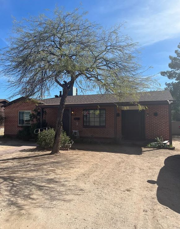 Tucson House: 2718 East 18th Street