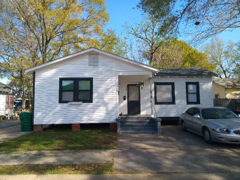 Lafayette Apartment: 406 Voorhies