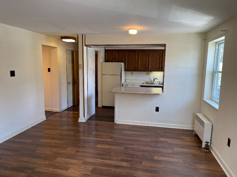 State College Apartment: 211 Easterly Parkway