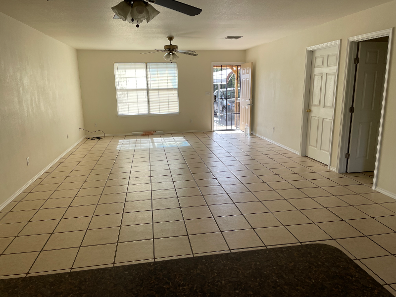 Canyon Lake Multiplex: 485 Yorktown Dr