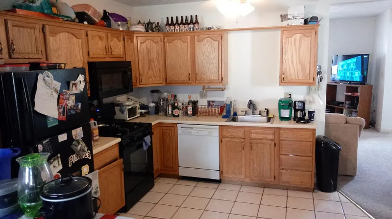 Pittsburgh House: 136 Boggs Ave