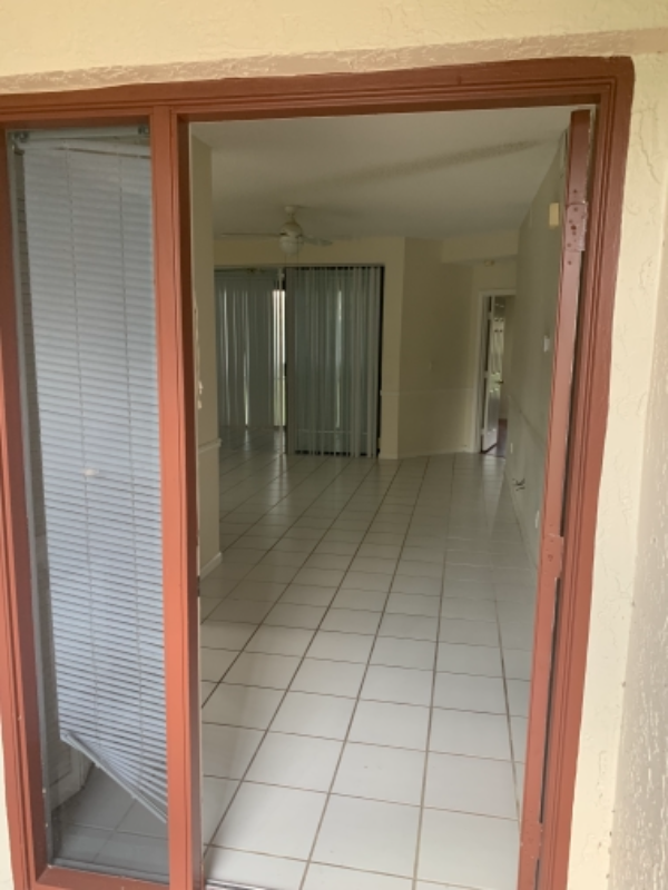 Boynton Beach Condo: 8073 Aberdeen Dr
