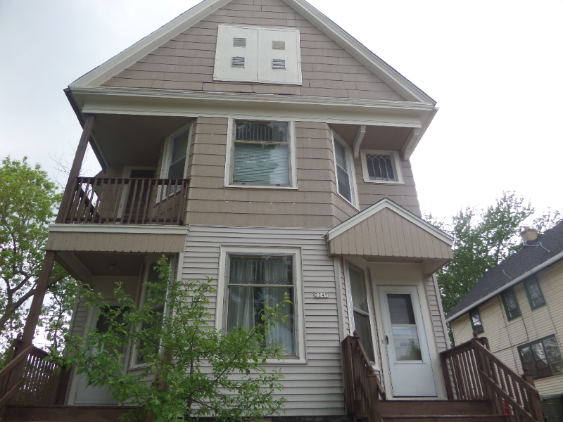 Milwaukee Multiplex: 2249 S Woodward St