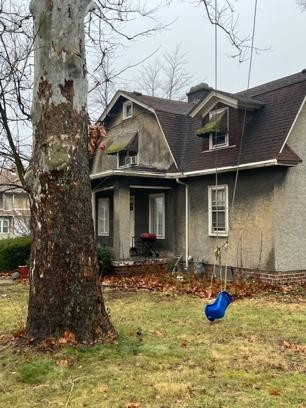 LaSalle House: 805 Wright St