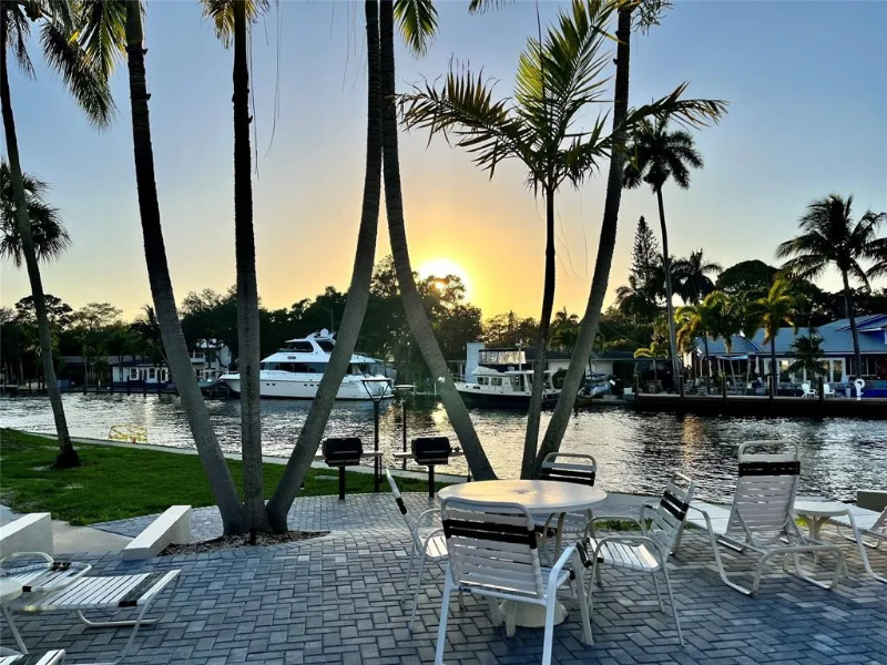 Fort Lauderdale Apartment: 1201 River Reach Dr