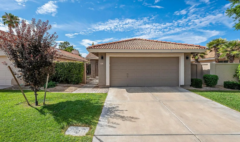 Scottsdale House: 8845E Sunnyside Dr