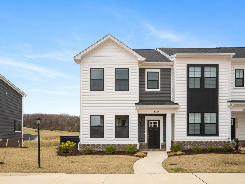 Blacksburg Townhome: 2005 Kyles Way