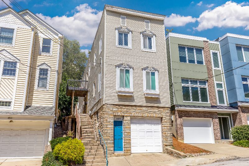 Cincinnati Multiplex: 455 Stanley Ave