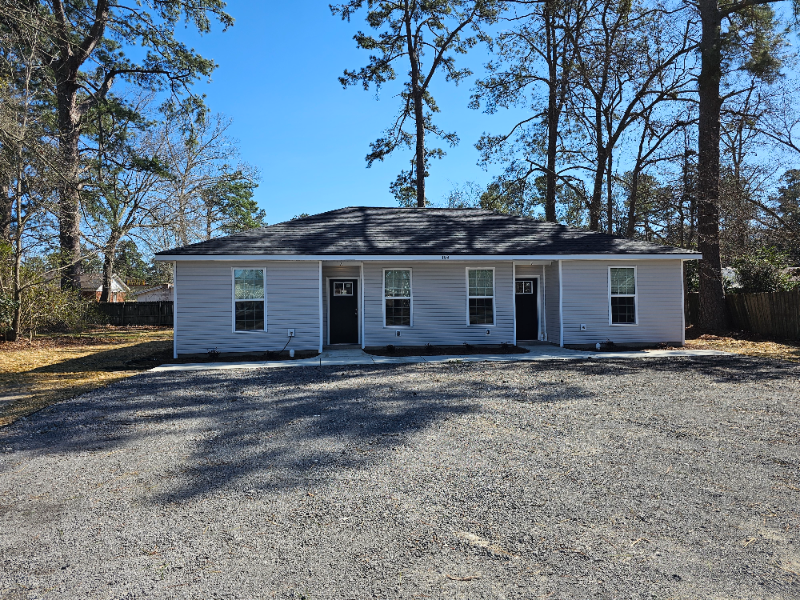 Walterboro Multiplex: 103 Forest Cir