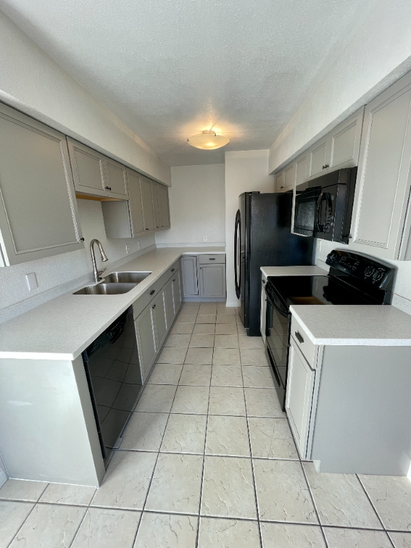 Denver Condo: 7395 E Eastman Ave