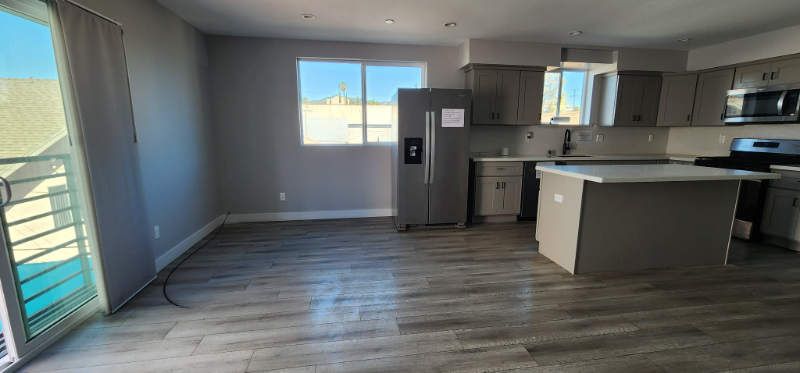 Los Angeles Townhome: 1238 N. Normandie Ave