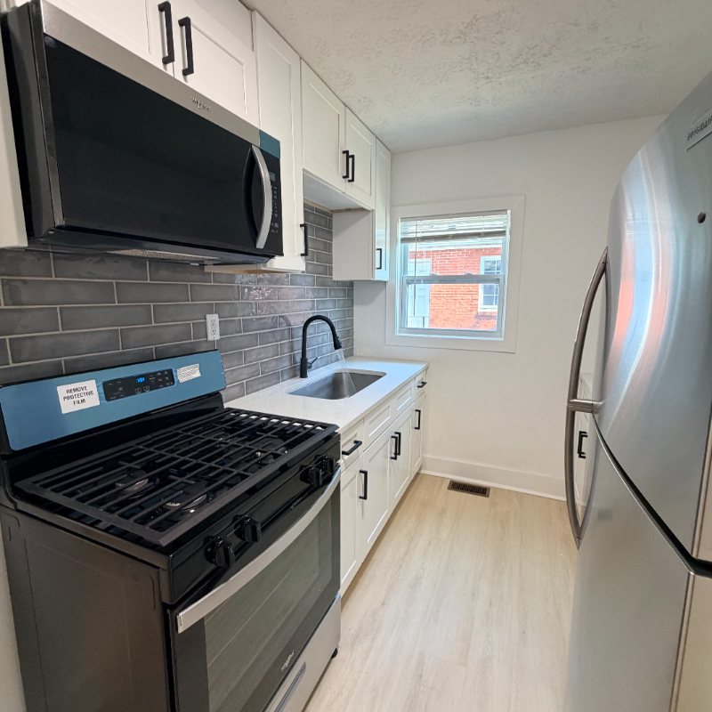 Atlanta House: 1336 Sharon St
