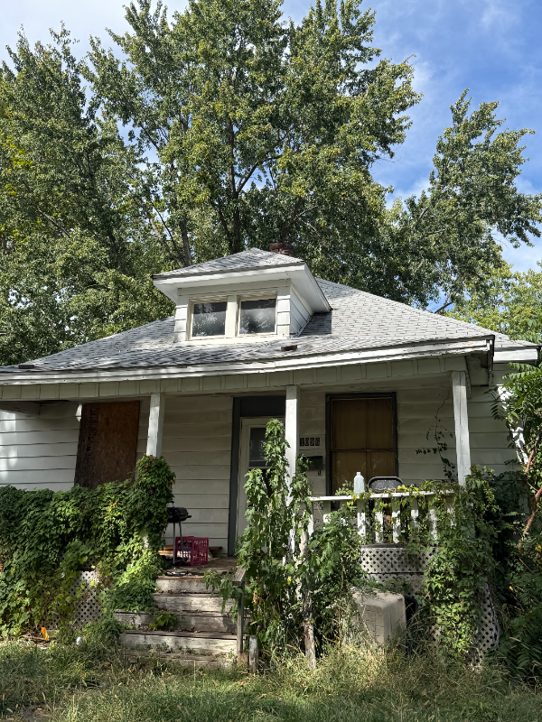 Decatur House: 1096 W Green Street