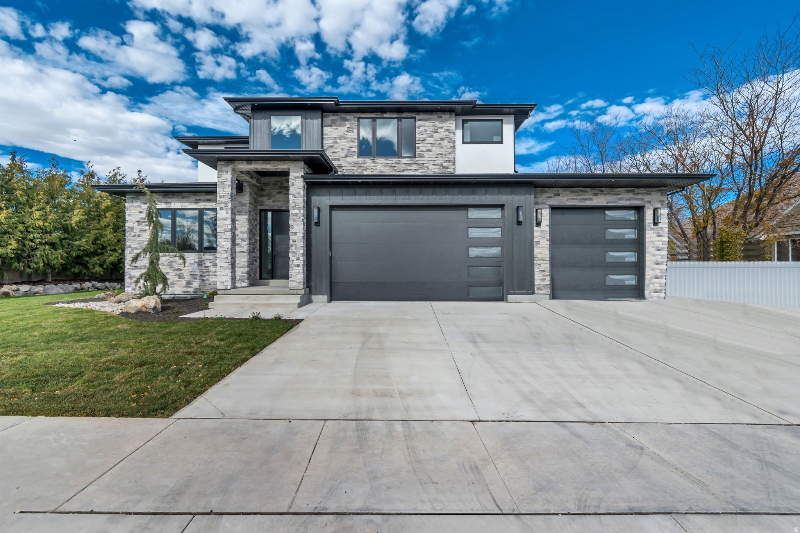 South Jordan House: 3168 W. Chalk Creek Way