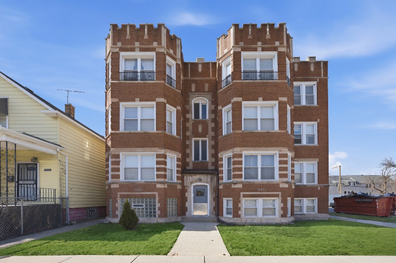 Chicago Apartment: 11434 s Indiana