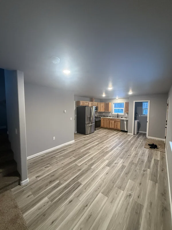 wasilla Apartment: 7862 N covington st