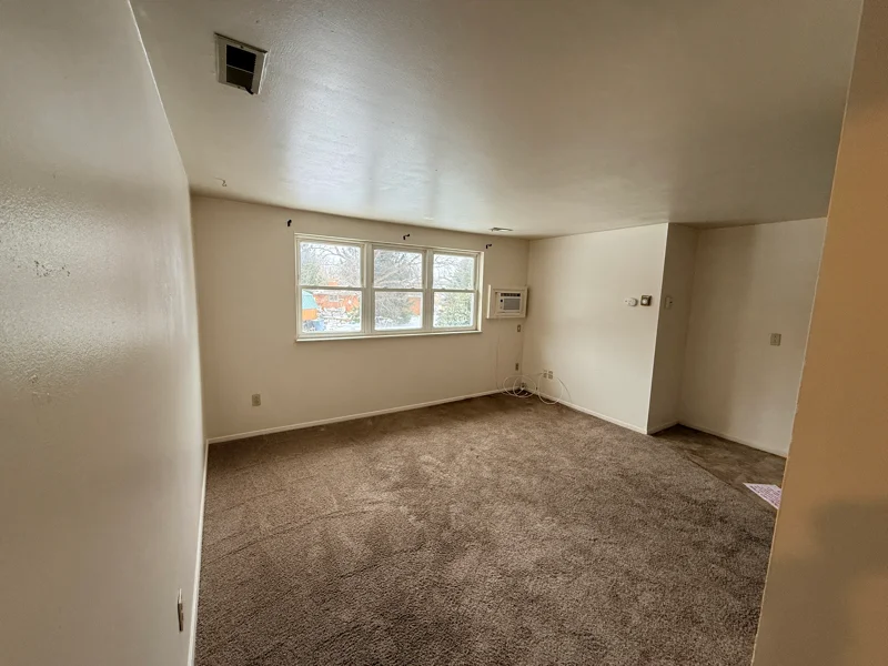 Enon Apartment: 3611 Charlotte Dr.