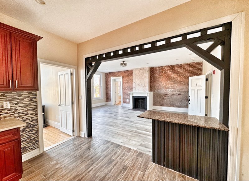 Utica Apartment: 1315 Genesee St